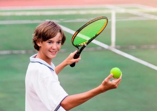 Tennisreiser og aktiv ferie med Amisol Travel
