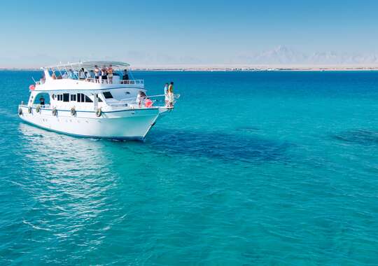 VIP-båttur - en uforglemmelig dag med luksus og skjønnhet